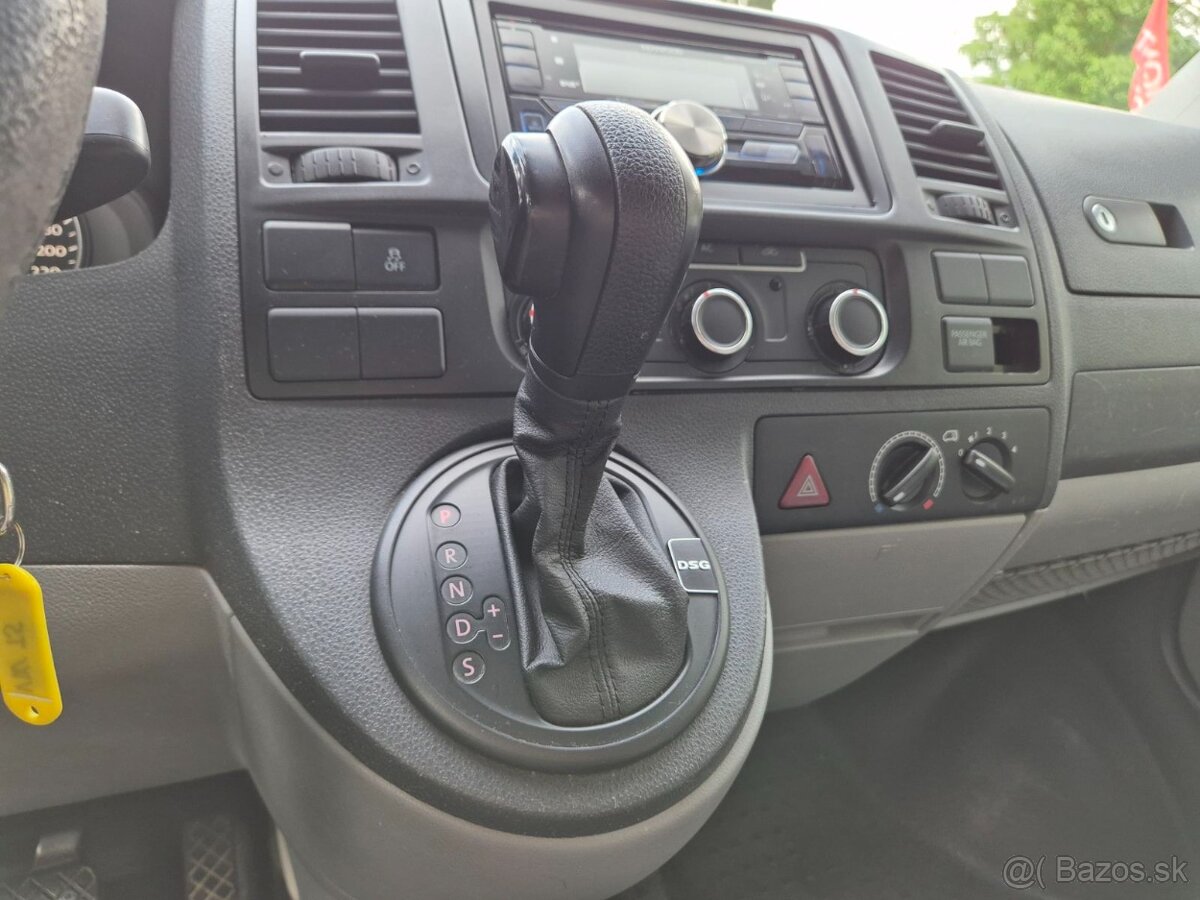 Volkswagen T5 Transporter - 19