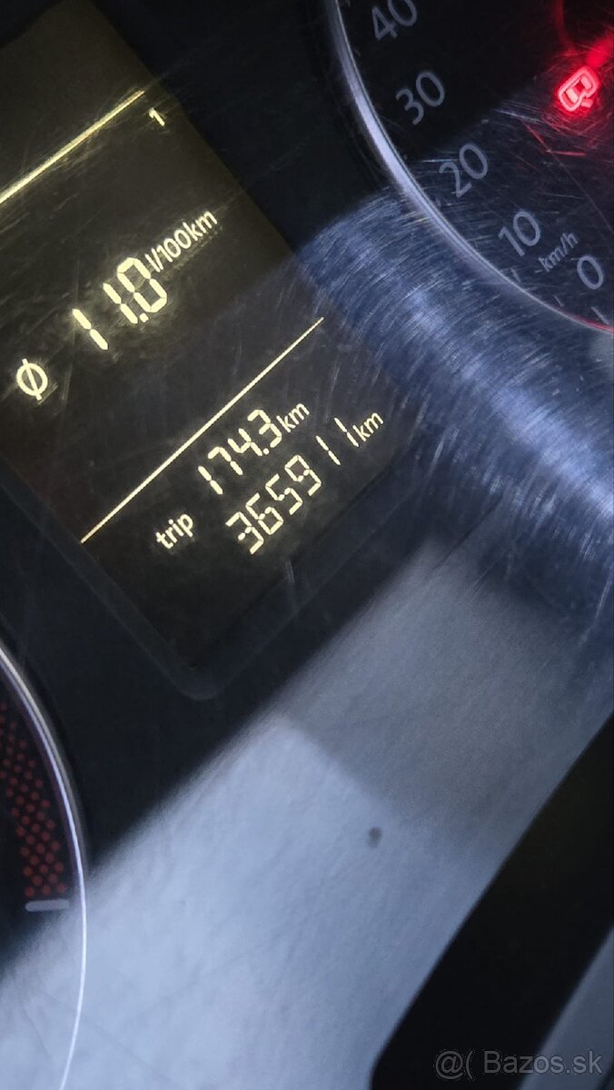 Predám Seat Alhambra 7 miestne - 19