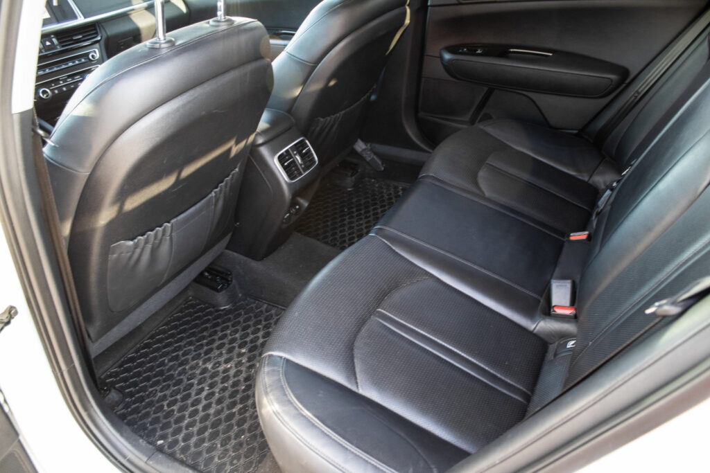 Kia Optima SW 1.7 CRDi, 104kW (2017) - 19