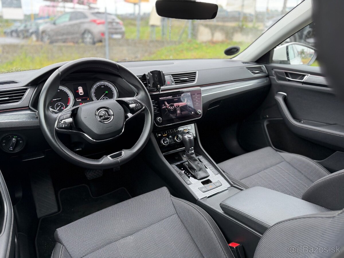 Škoda Superb Combi 2.0 TDI SCR Ambition DSG - 19
