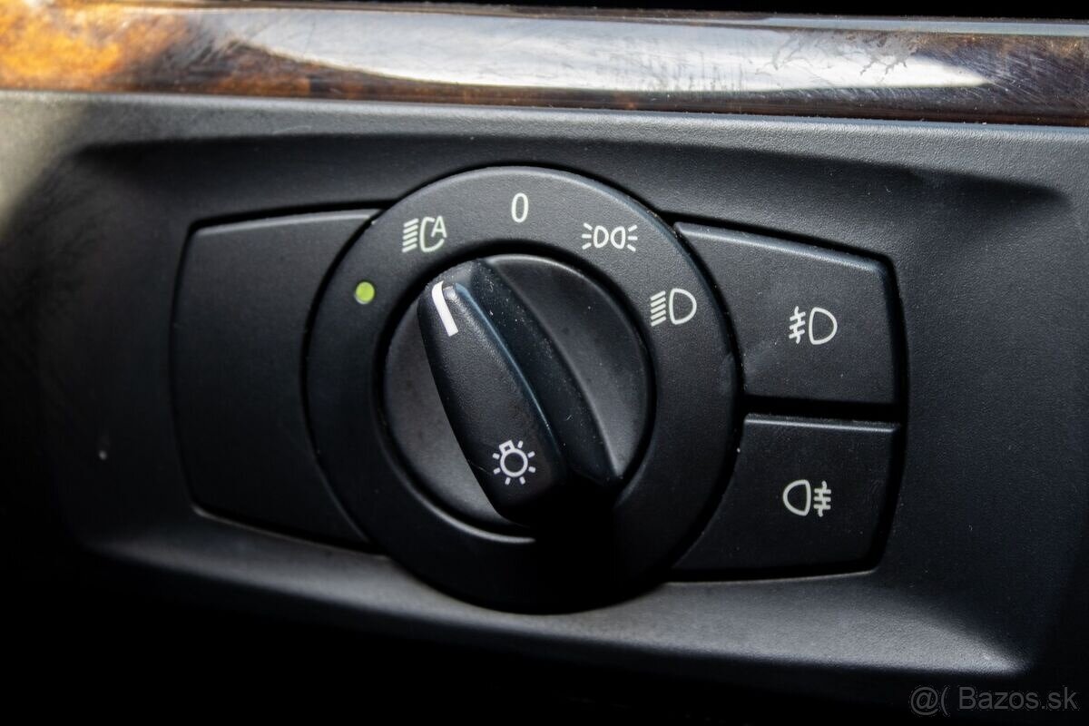 BMW Rad 3 320d 120 kW e90 - 19