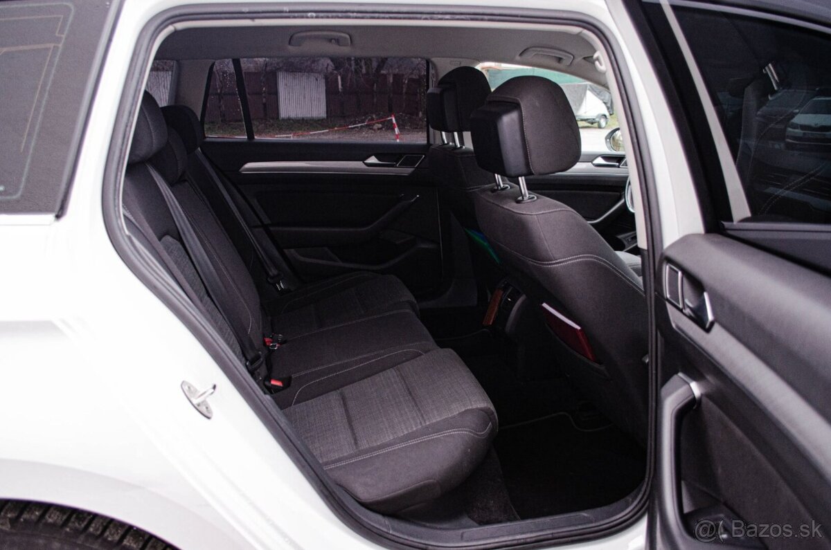 Volkswagen Passat Variant 2.0 TDI DSG - 19