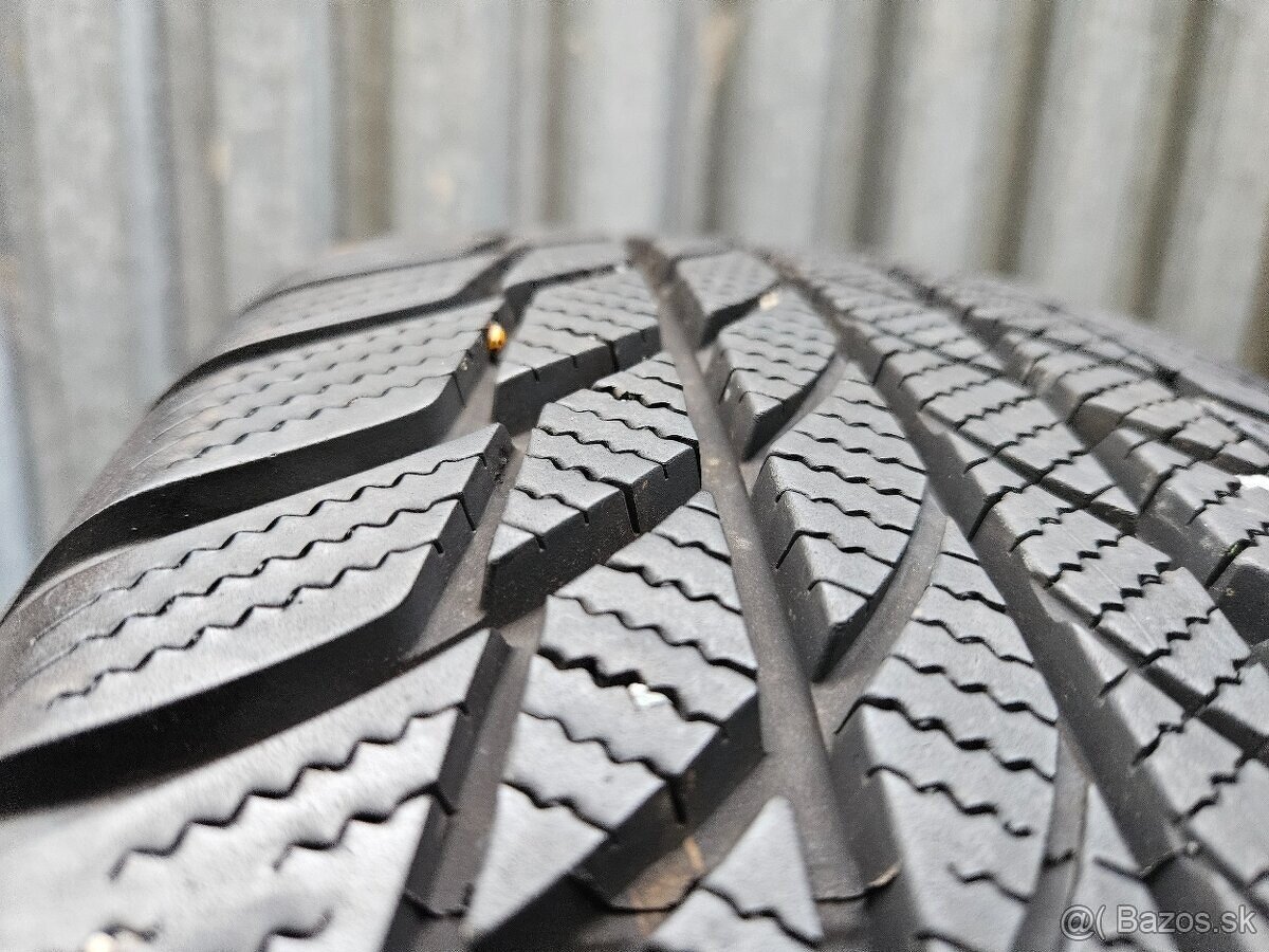 Zimné pneumatiky Bridgestone Blizzak LM001 - 215/65 r17 - 19