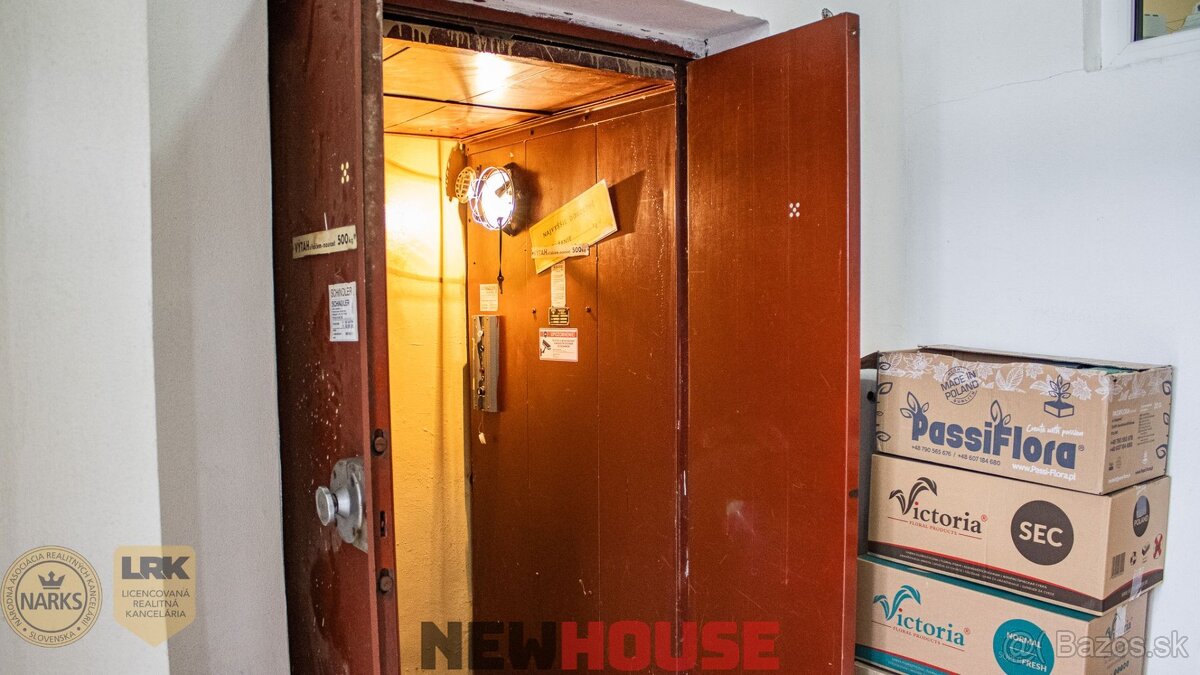 Priestory vhodné pre obchod s vlastným pozemkom a dostatkom - 19