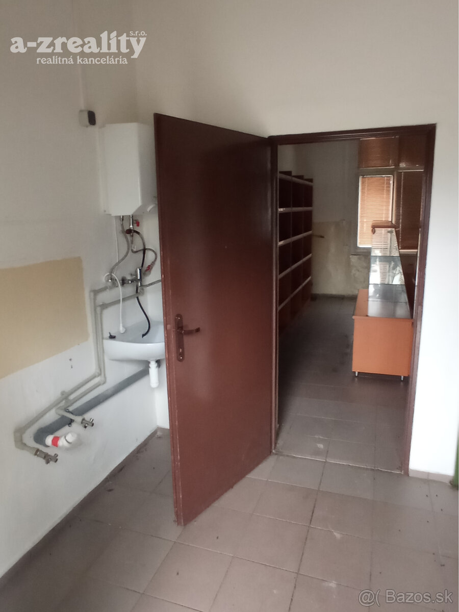 Znížená cena Komerčný objekt v Zemianskej Olči na predaj - 19