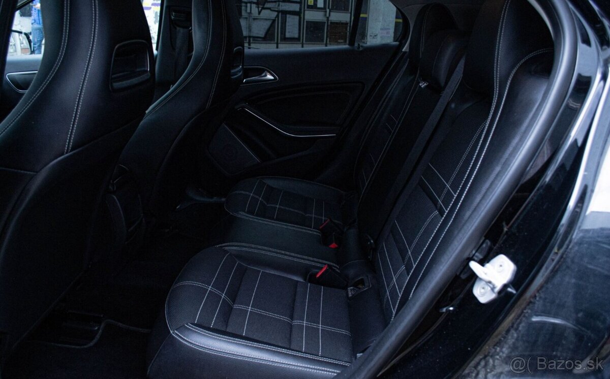 Mercedes-Benz GLA 220 d 4MATIC A/T - 19