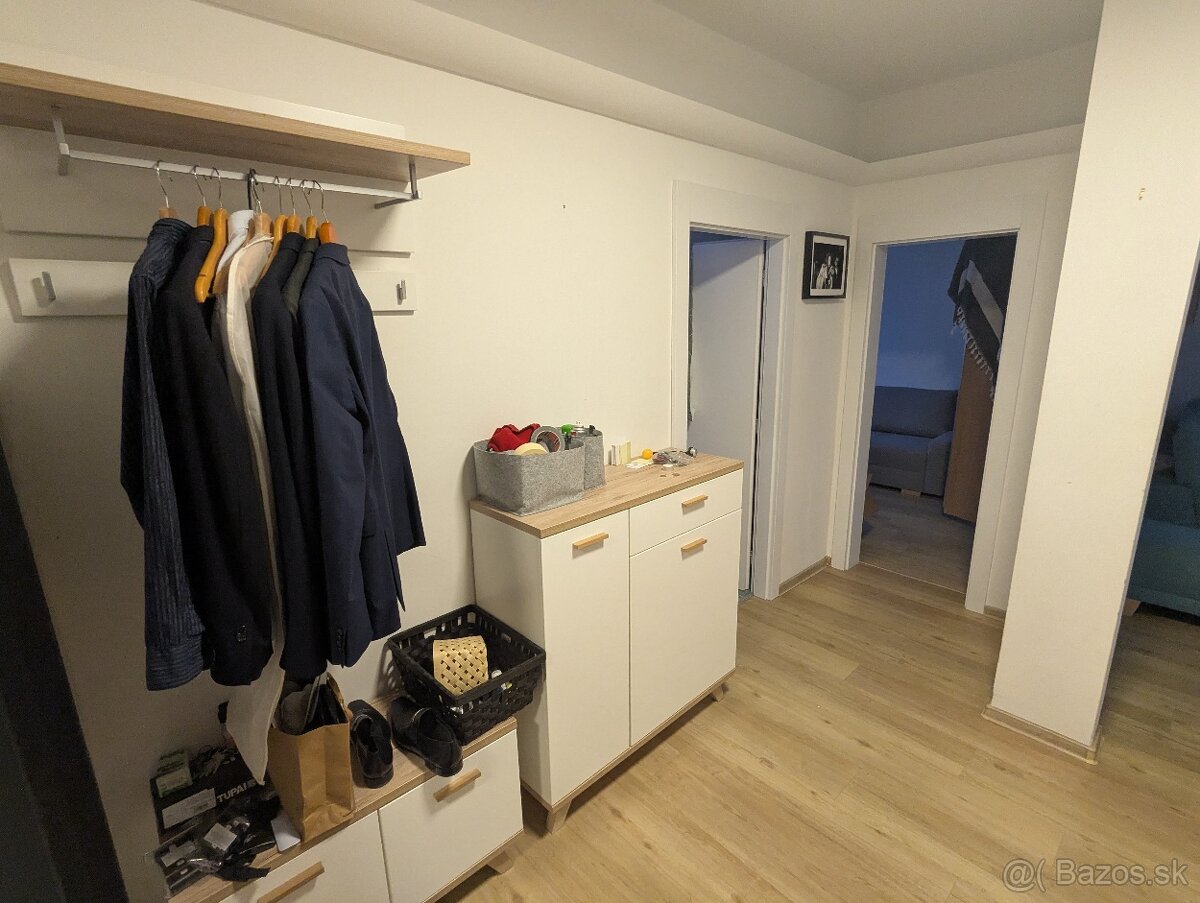 Prenajmem krásny 3-izbový byt na Kutuzovovej (BA), loggia, k - 19