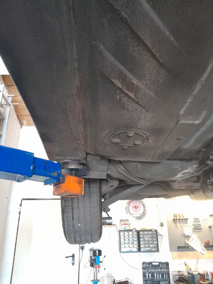 BMW E36 316i Coupe – originál stav, investičná príležitosť - 19