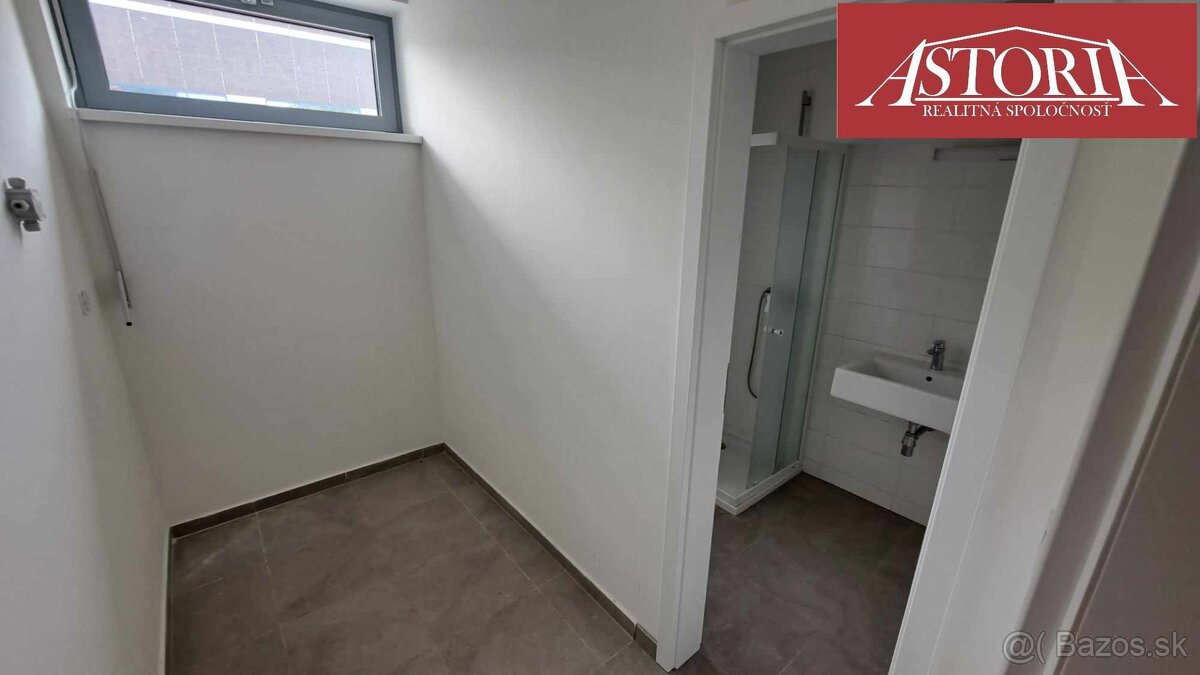 priestory na prenájom (bistro, kancelárie) - Martin - CROSS - 19