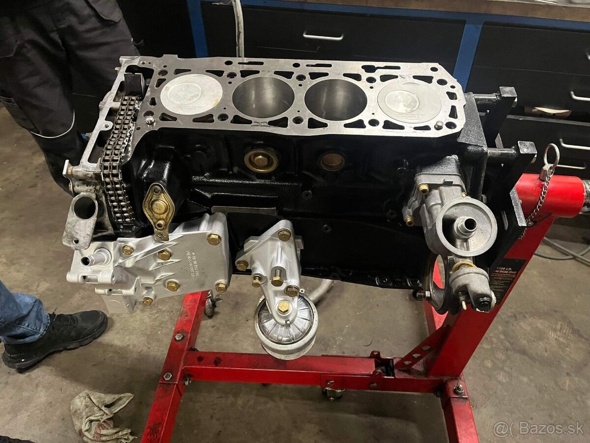 Mercedes 190e w201 - 19