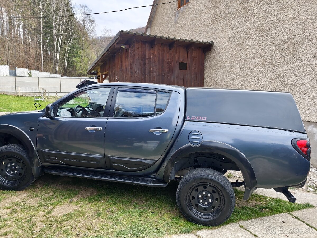 L200 Mitsubishi - 19