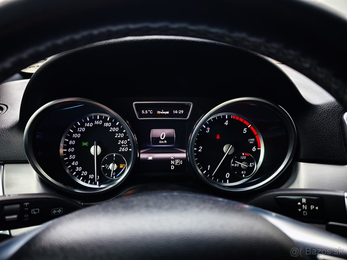 Mercedes-Benz ML350 4 MATIC - 19