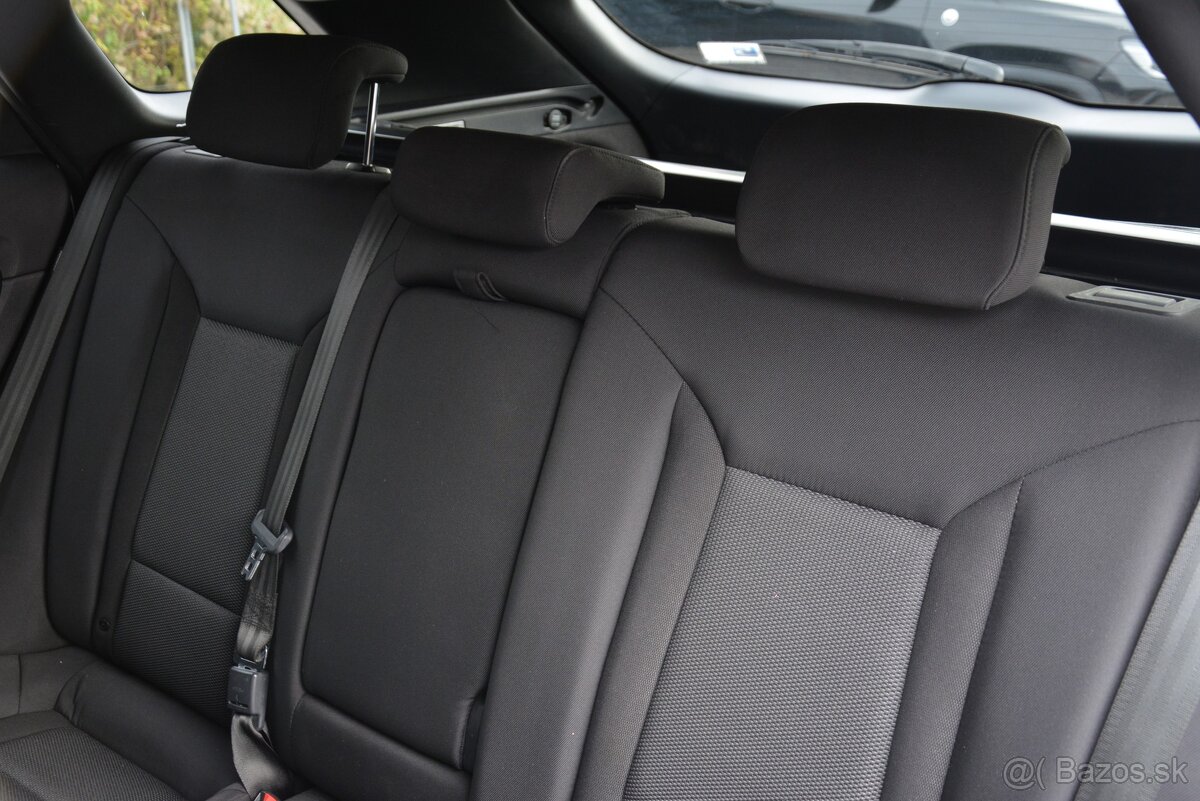 Hyundai i40 CW 1.70 CRDi, SR voz, Automat - 19