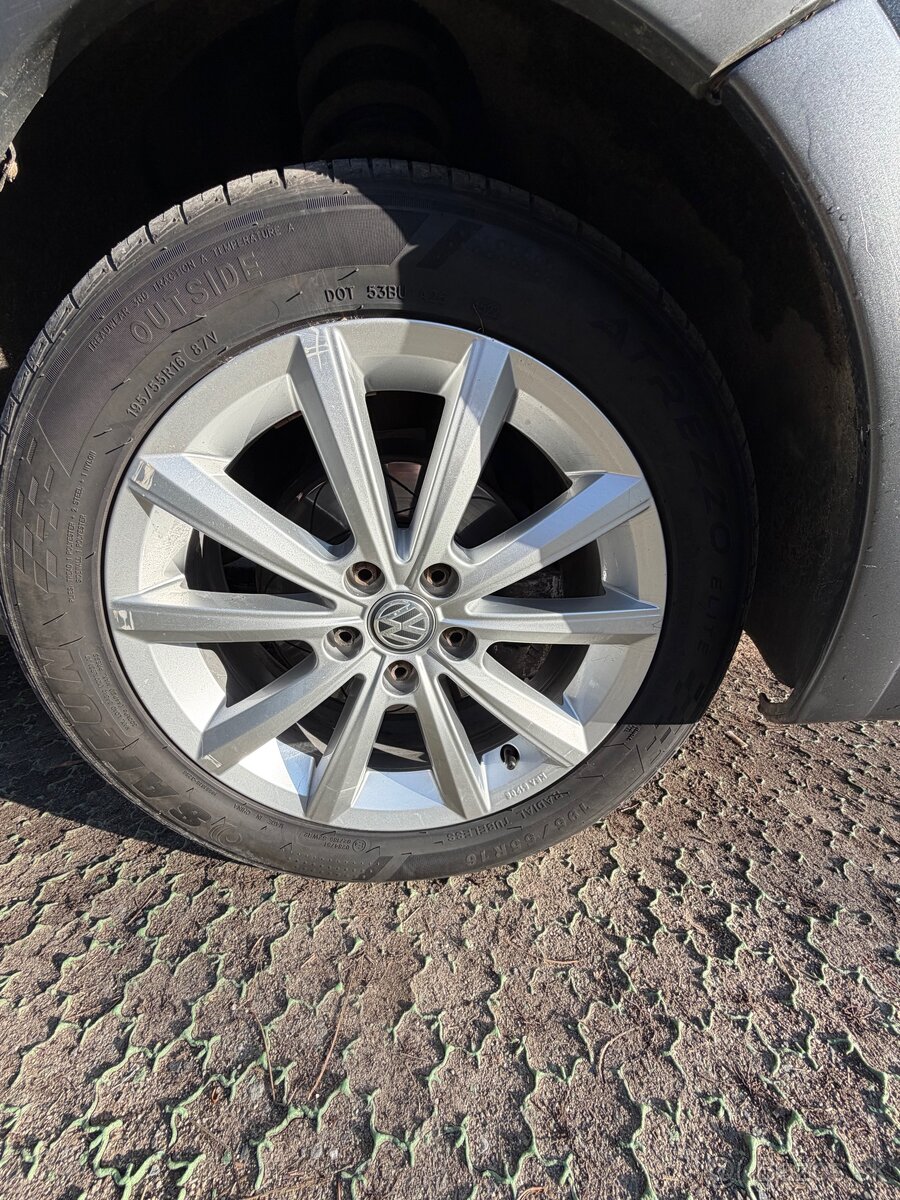 Volkswagen Polo 1.4TDI - 19