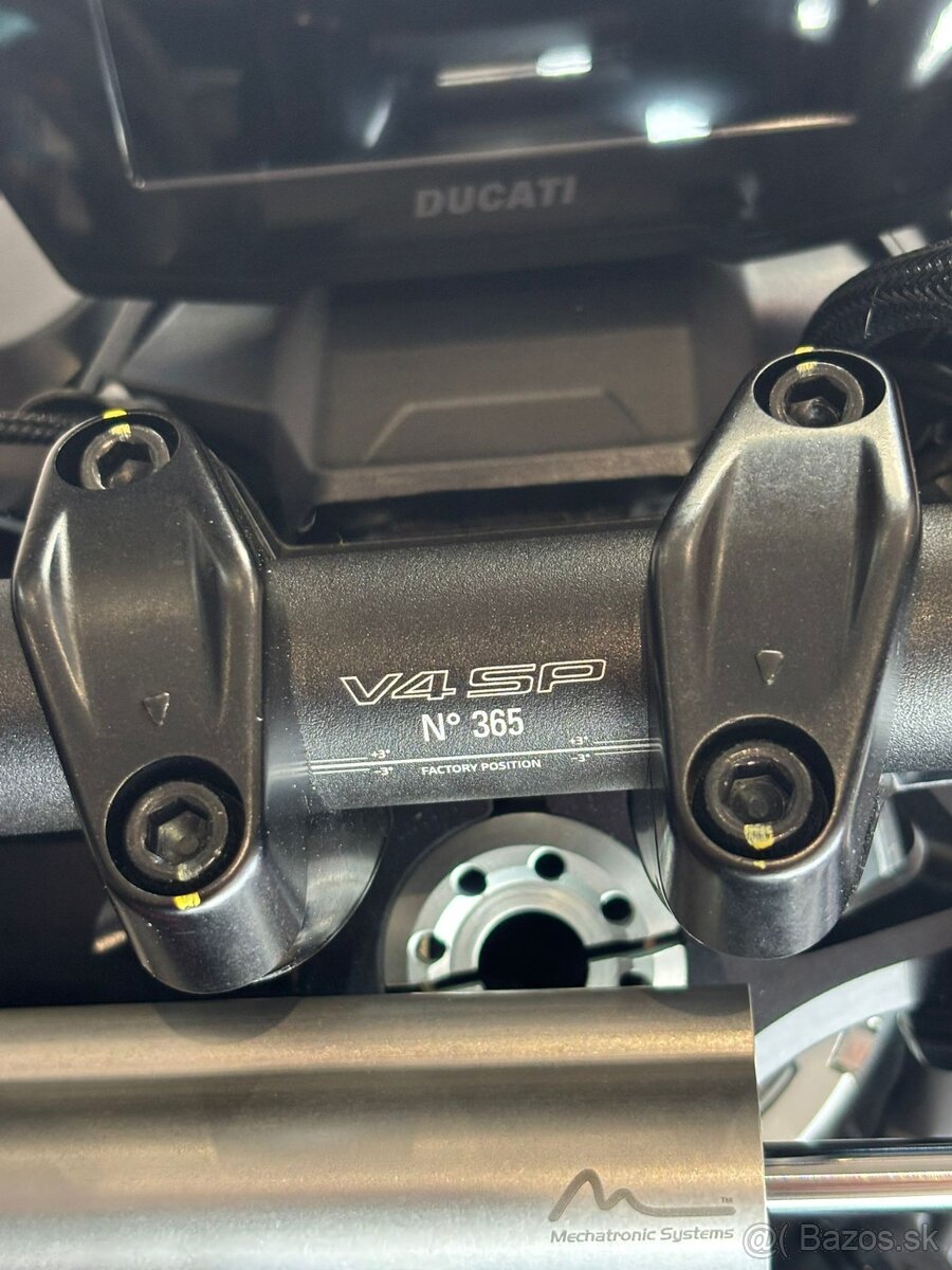 DUCATI STREETFIGHTER V4 SP - 19