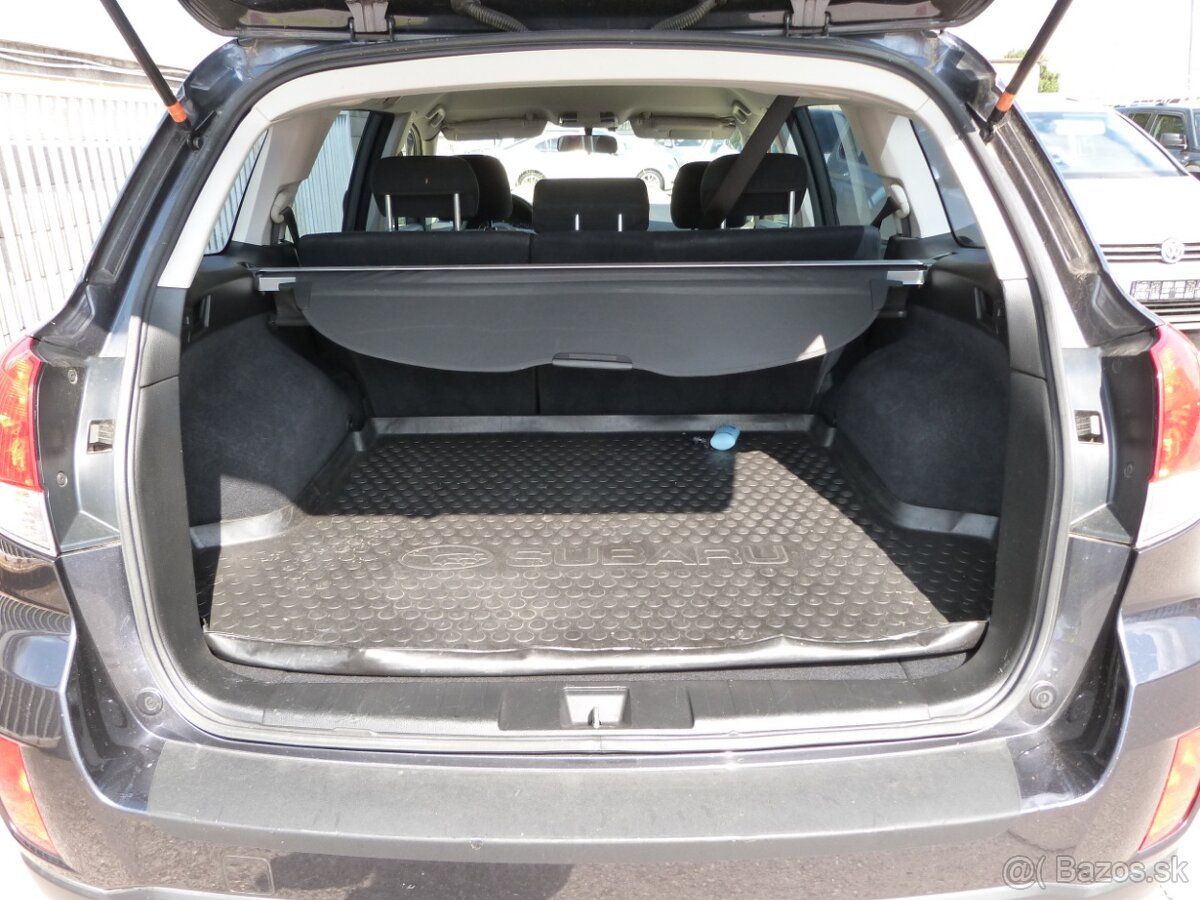 Subaru Outback 2.0 D Comfort - 19