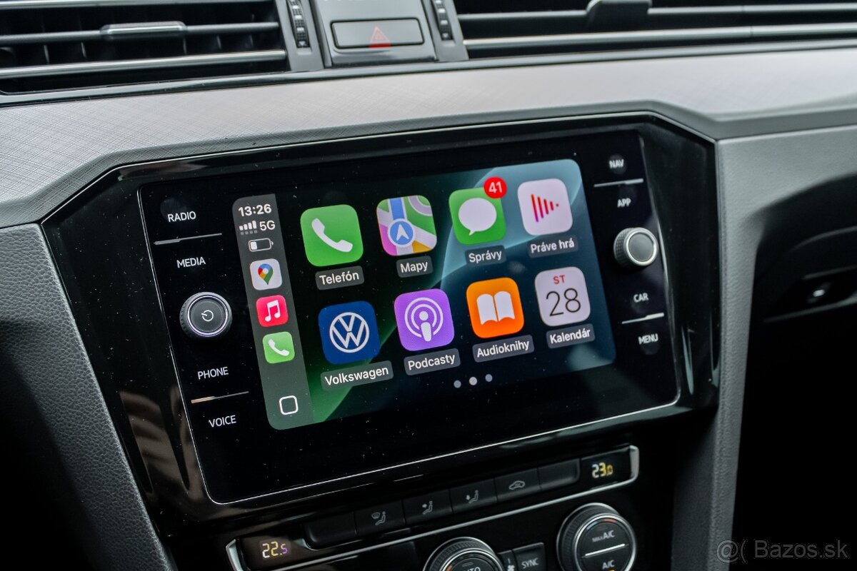 Volkswagen Passat - 19