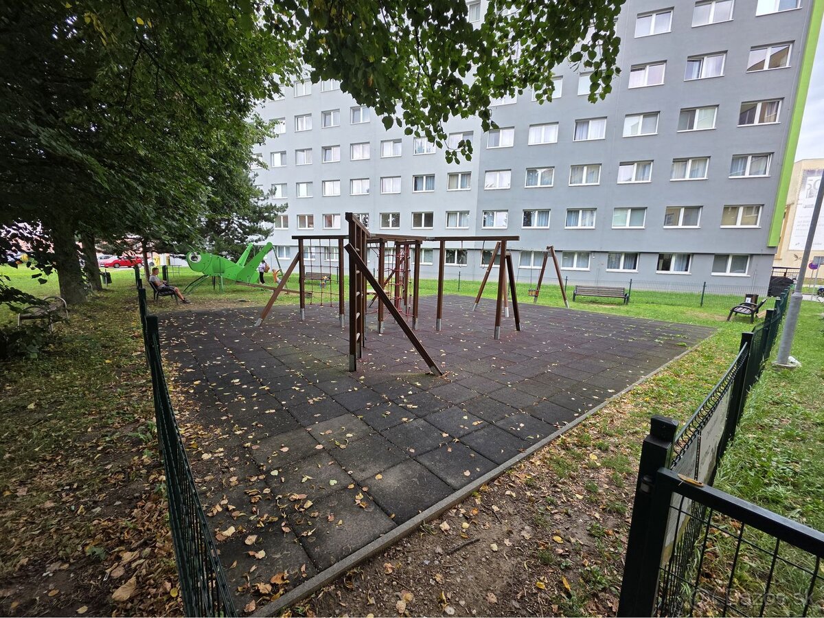 Na predaj pekný, menší 1 izbový byt na ulici Krivá, Košice - - 19