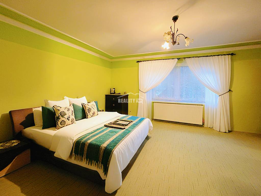 Exkluzívne na predaj rodinný dom s pozemkom 775 m2, Dolný Va - 19