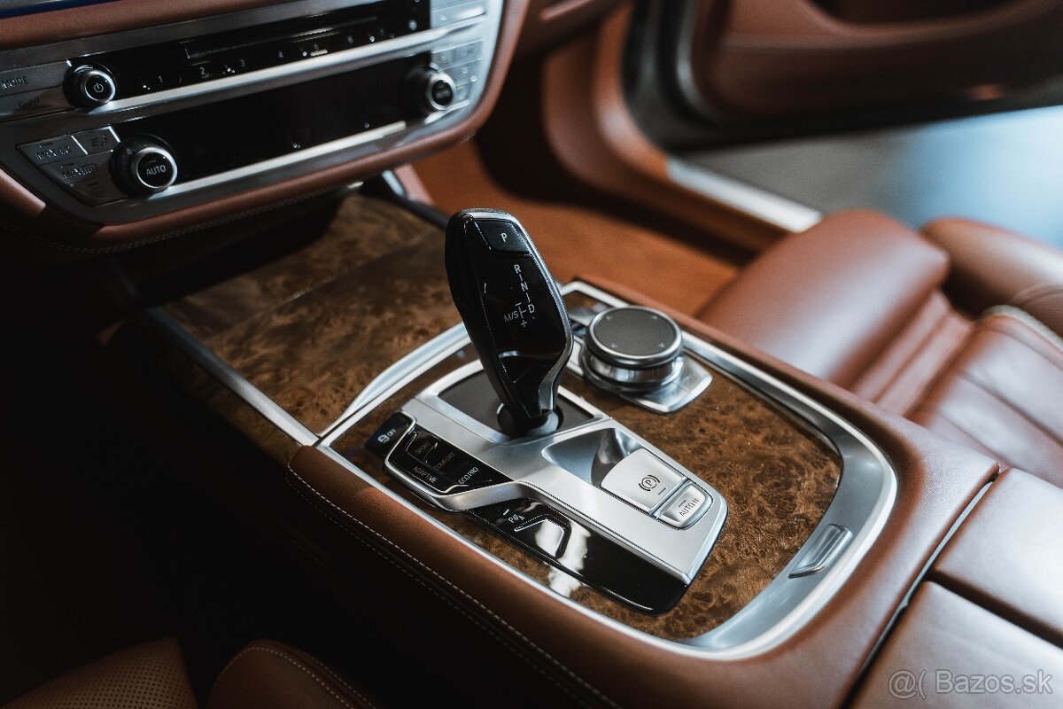 BMW 750Li xDrive INDIVIDUAL - 19