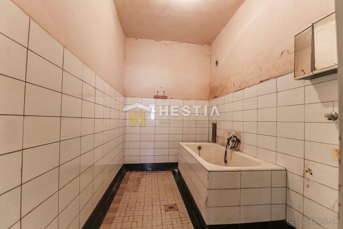 REZERVOVANÉ - Rodinný dom na veľkom pozemku Senica - Čáčov - 19