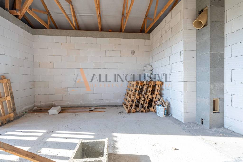 ALL INCLUSIVE I 4 IZBOVÝ RD S TERASOU (DVOJDOM) NA PREDAJ GA - 19