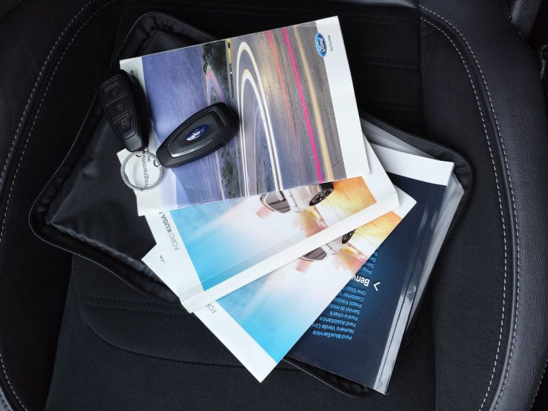 Ford Kuga 2.0 TDCi Duratorq 180k ST Line A/T AWD - 19