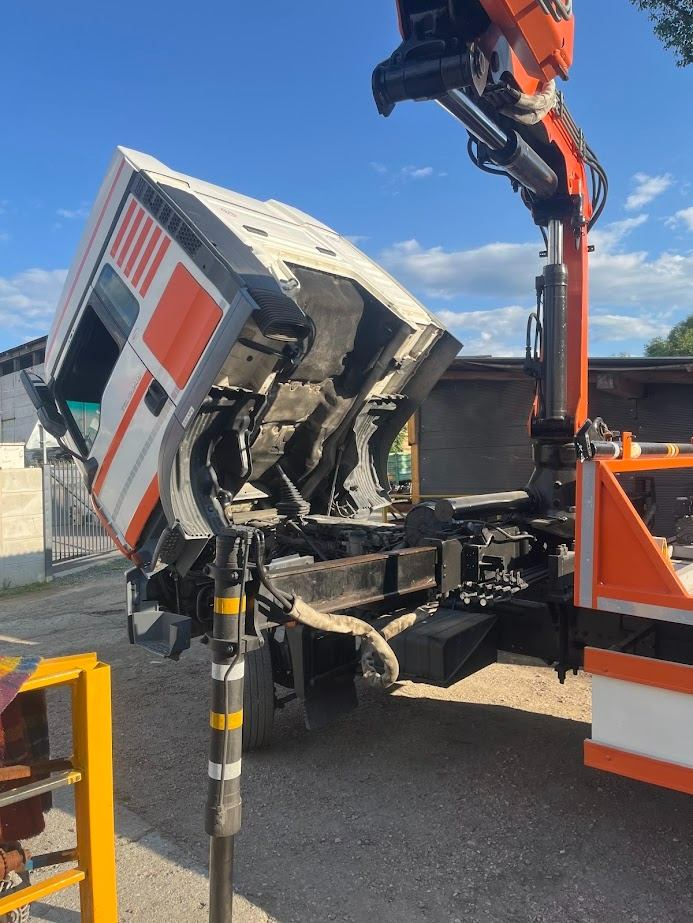 MAN TGL 12.240 odťahový špeciál - 19