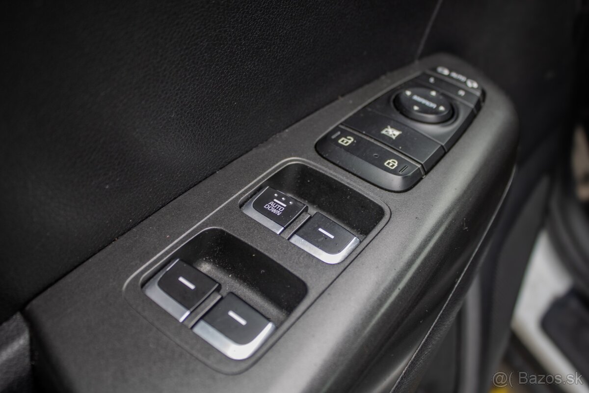 Kia Sportage 1.7 CRDi 2WD Platinum - 19