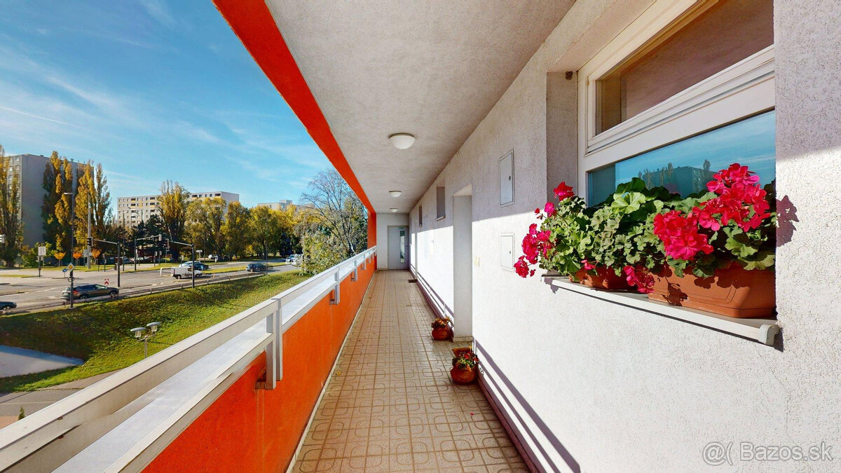 Pohodlné bývanie v priestrannom 5i byte na Záporožskej ul. - 19