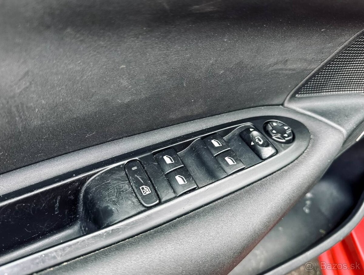 Citroën C4 1.6 HDi 110k Exclusive - 19