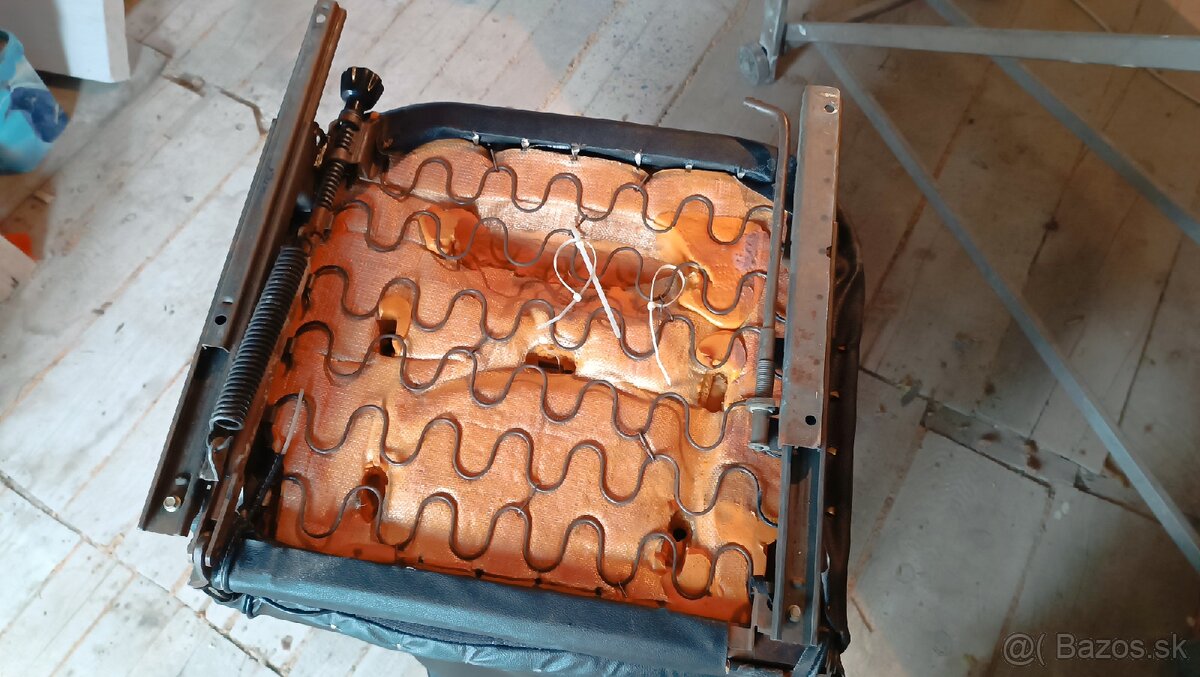 Lada Vaz Žiguli sedačky - 19