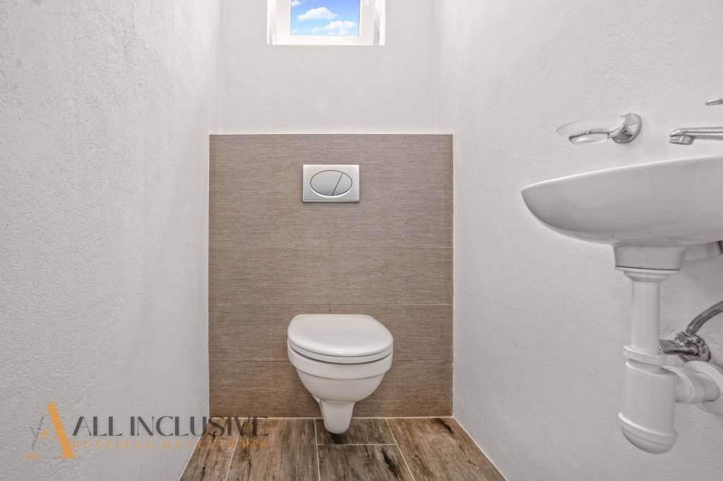 ALL INCLUSIVE | NA PREDAJ 3-IZBOVÝ RODINNÝ DOM V OBCI BALOŇ - 19