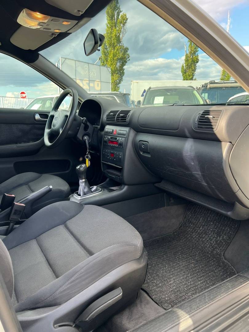 Audi A3 1.9 TDI Ambition - 19