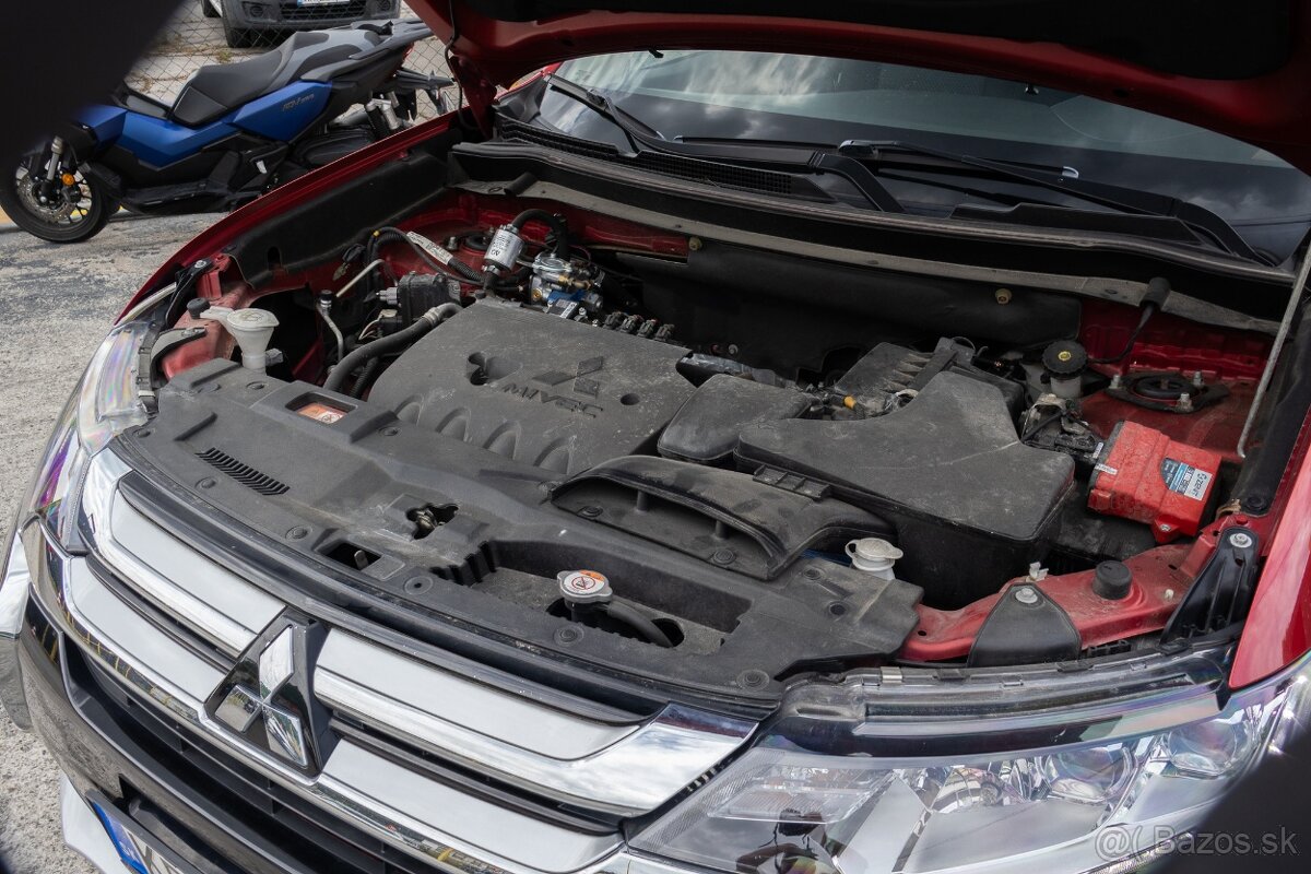 Mitsubishi Outlander 2.0 MIVEC LPG ,A/T, 4x4,7.Miest - 19