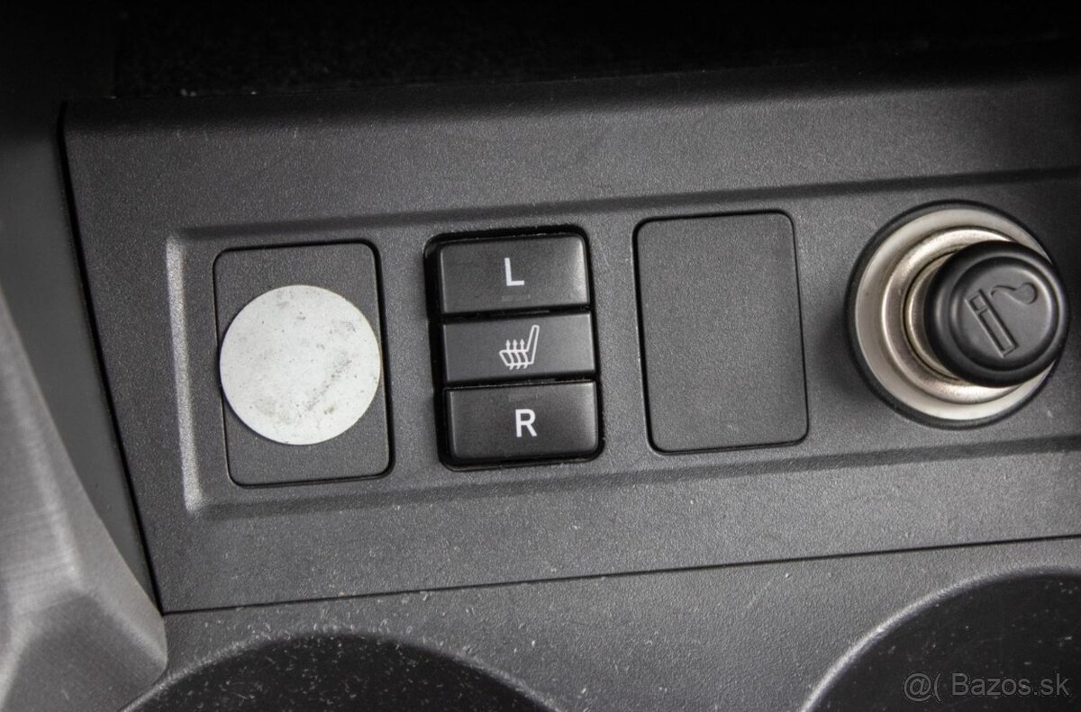 Toyota RAV4 2.2 D-4D - 19