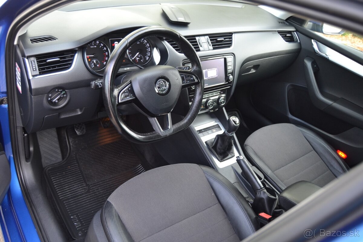 ŠKODA OCTAVIA COMBI III 2.0 TDI, 2016, NAVI, BIXENÓNY, ŤAŽNÉ - 19