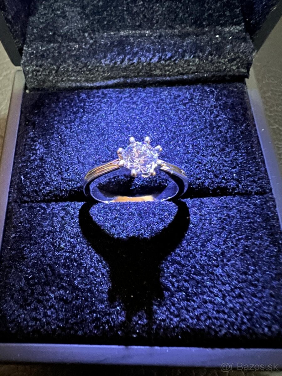 Zlatý dámsky prsteň a prstene - 19