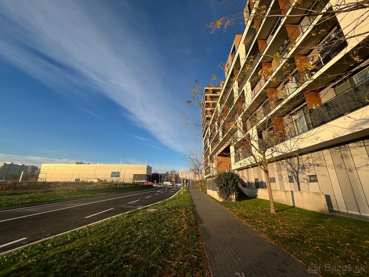 Na prenájom 1-izbový byt v Slnečniciach – Bratislav - 19