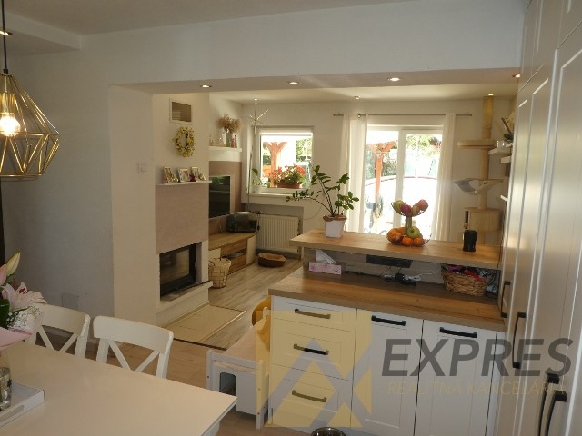 RK EXPRES - na predaj rodinný dom v Handlovej, ul. Údernícka - 19