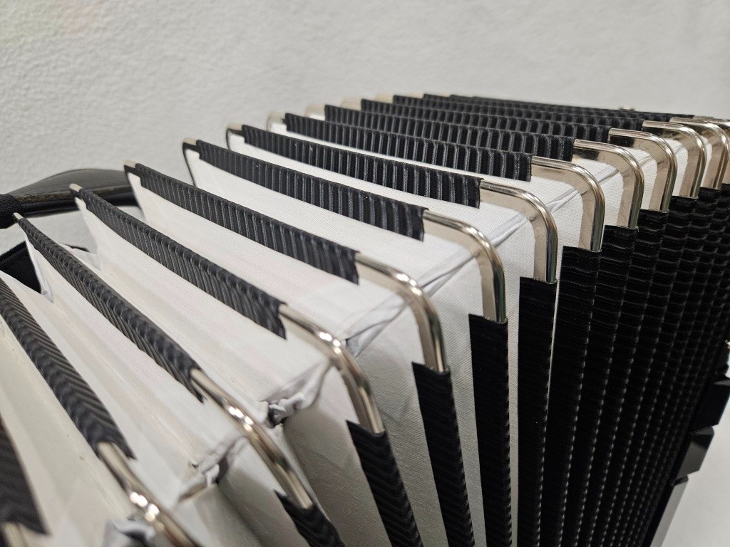 akordeon Weltmeister Saphir 120 basovy - 19