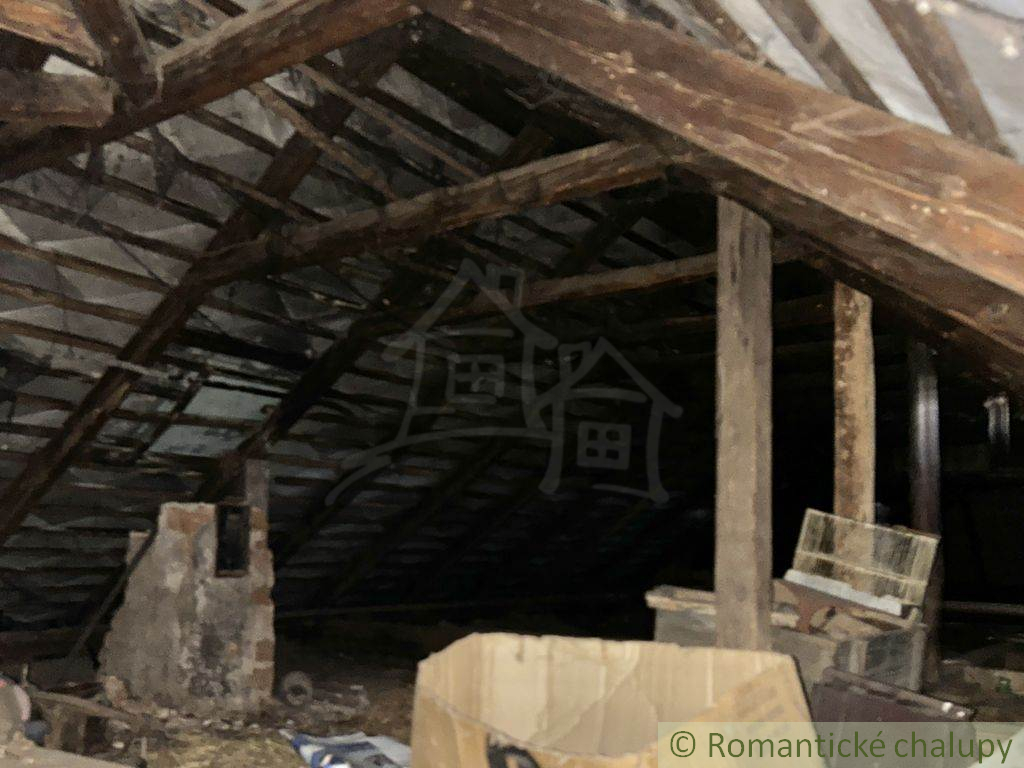 ZNÍŽENÁ CENA - Ihneď obývateľný dom v tichej časti obce Ge - 19