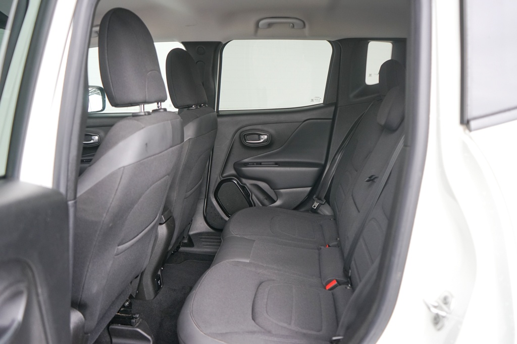 441- Jeep, Renegade, 2018, benzín, 1.6i Night Eagle,81kw - 19