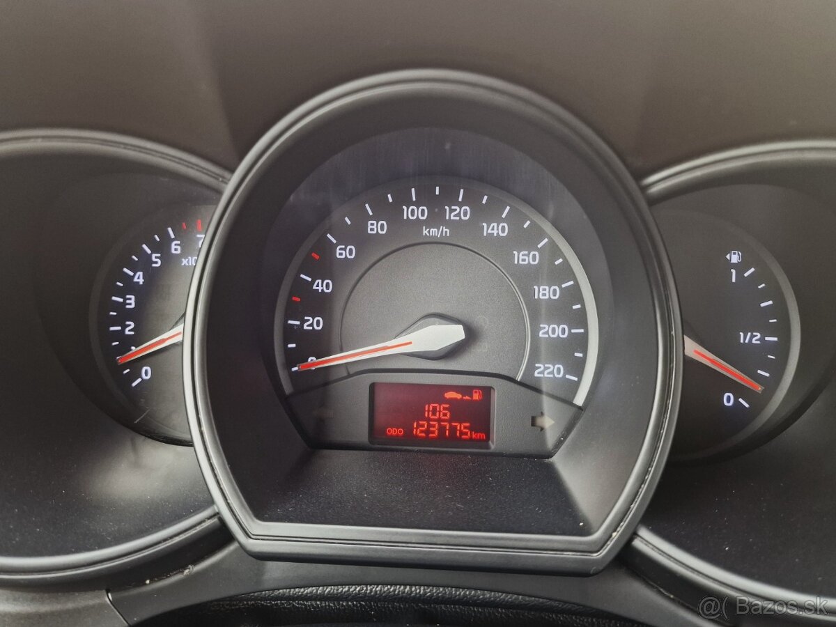 Kia Rio 1.25 CVVT 62.5KW M5 SR 1 majiteľ servis len KIA - 19