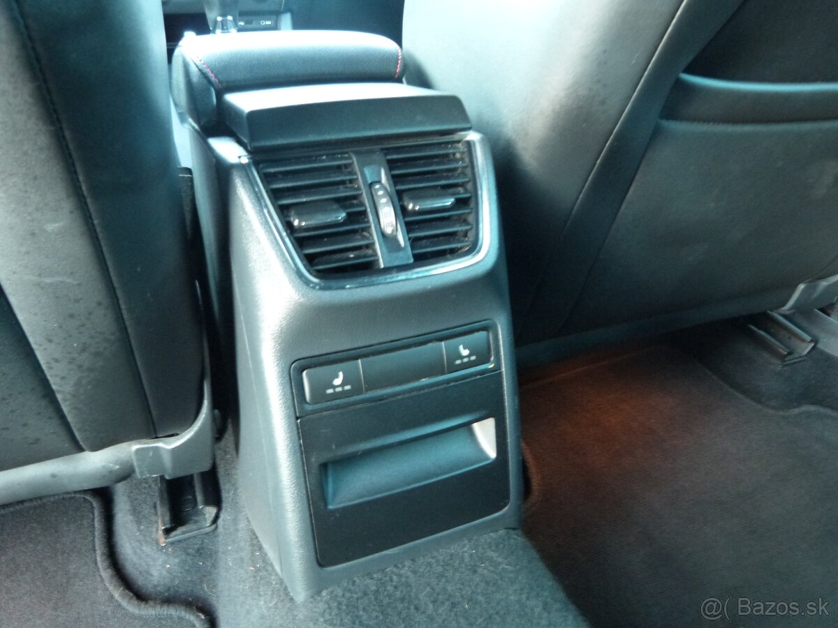 Škoda Octavia Combi 2.0 TDI DPF RS - 19