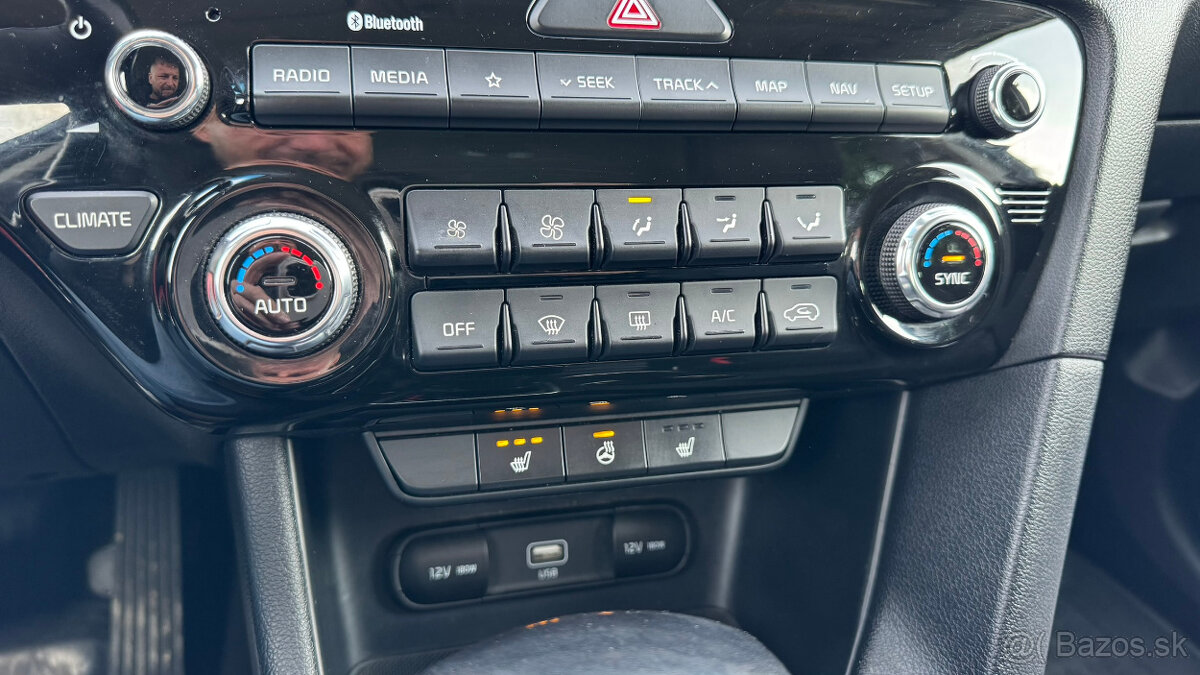 Kia Sportage 1.6 CRDi 136k Gold A/T - 19