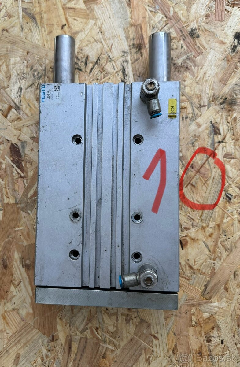 VZDUCHOVE PIESTY FESTO/SCM 10 RÔZNYCH MODELOV - 19