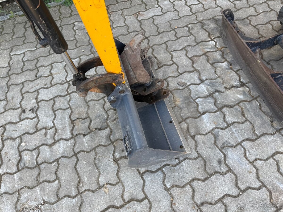 Minibagr JCB 8008CTS - 19