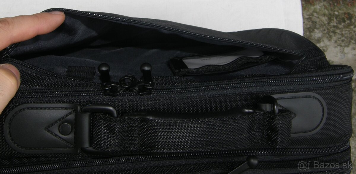 Taška na 1-2 notebooky - IBM Expander (rozšíriteľná), nová - 19