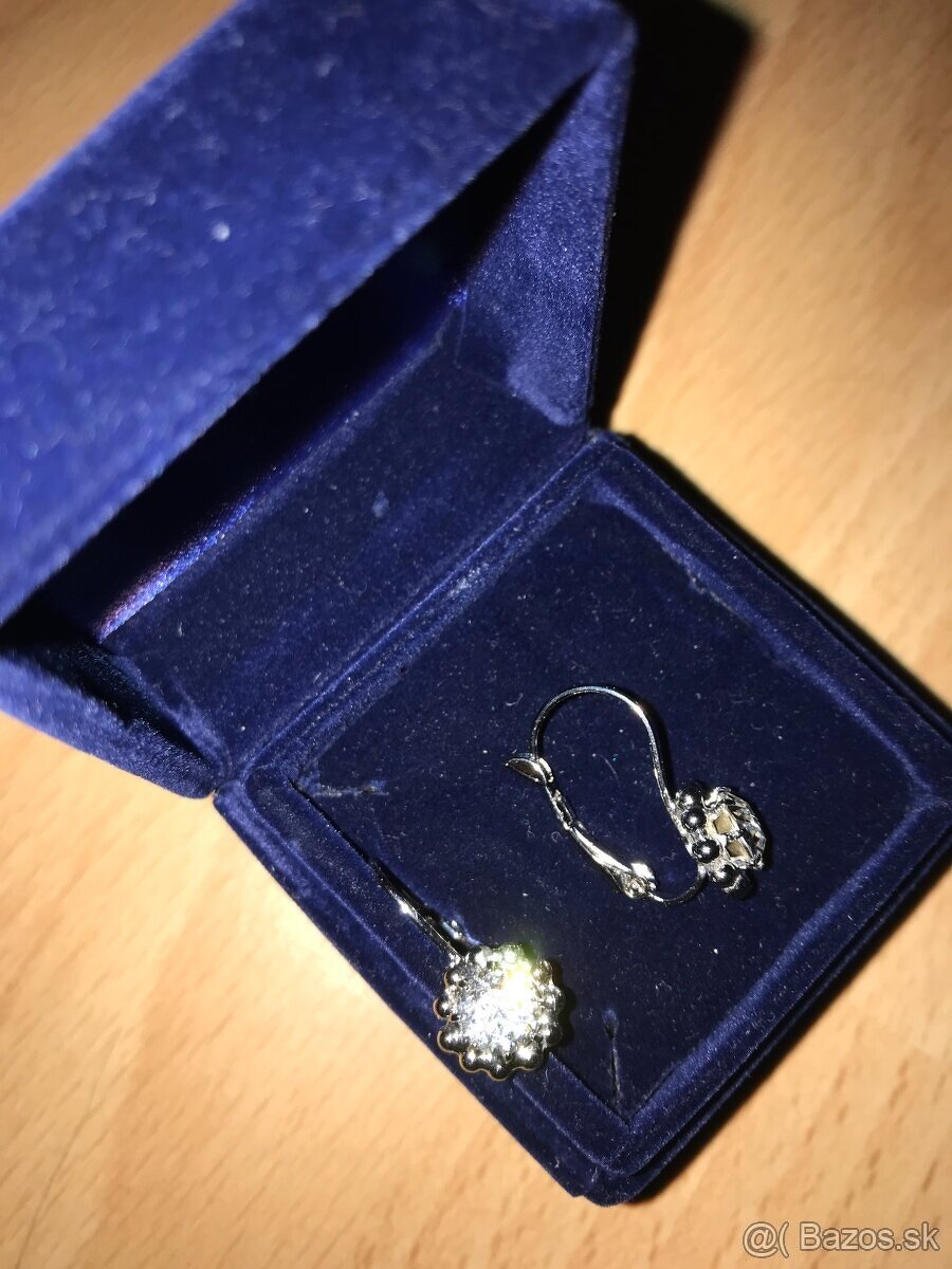 NÁUŠNICE, NÁRAMKY a NÁHRDELNÍKY - 19